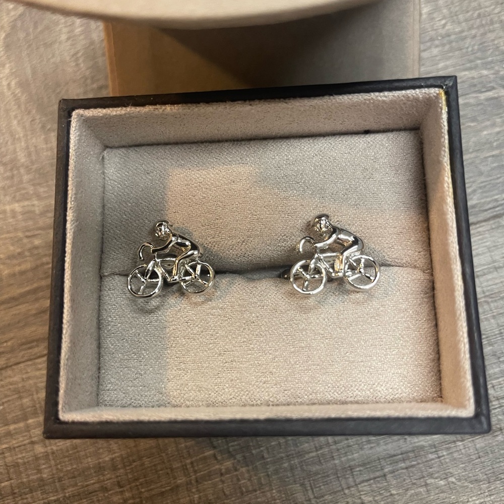 Man Riding Bicycle Silver-Tone Cufflinks – Elegant & Detailed Design